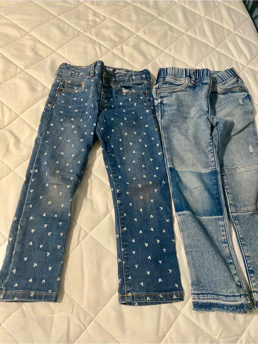 GAP  and Cat &jack Girls Blue Heart Print & Light Wash Jeans Duo